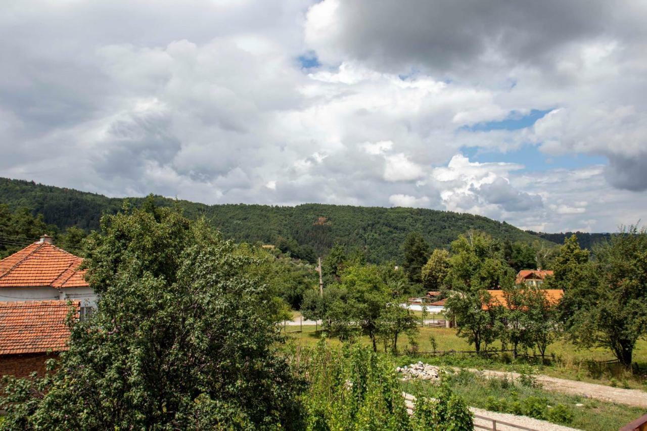 Къща За Гости Гергана Raduil Exterior foto